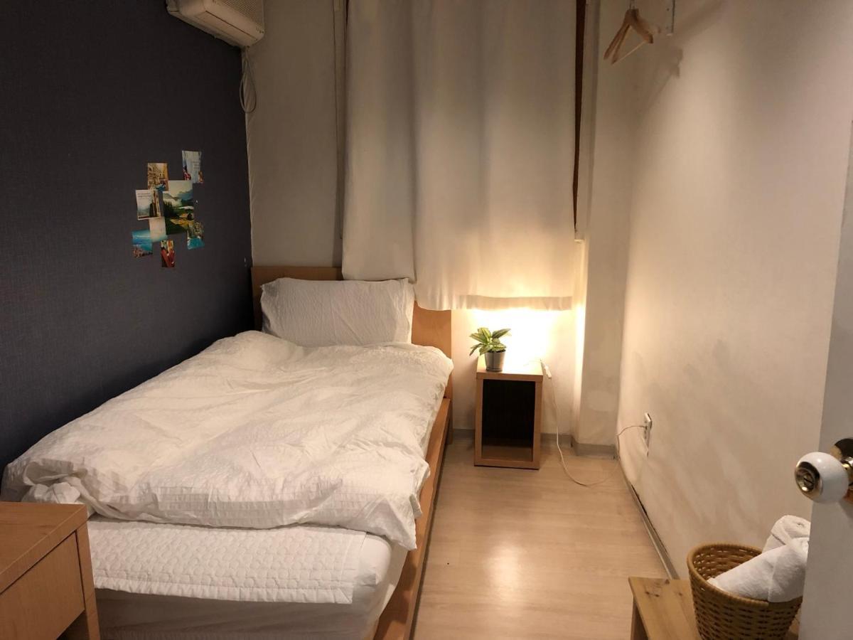 Chris Hostel Seul Esterno foto