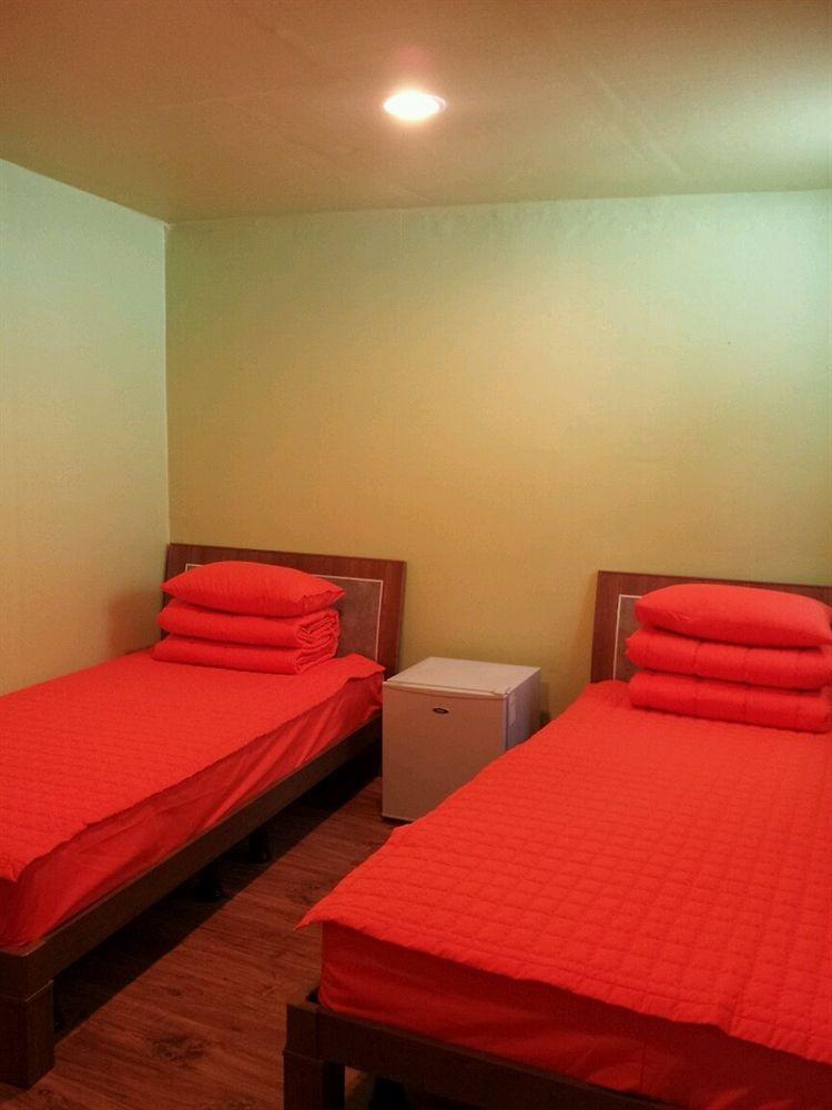 Chris Hostel Seul Esterno foto